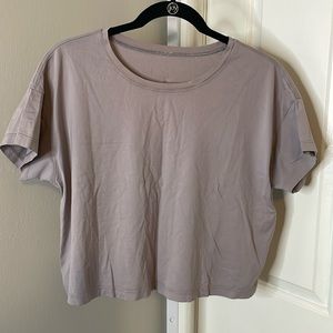 lululemon athletica Short Sleeve Tee in Light lilac